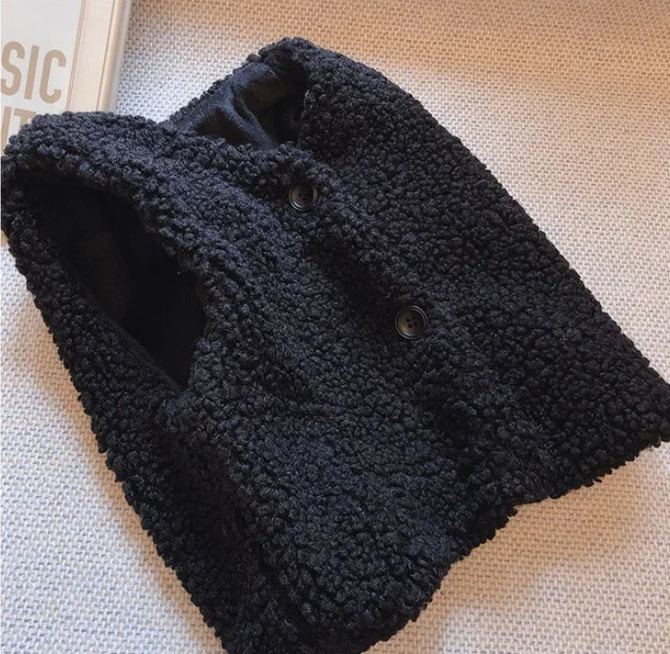 Kids sherpa fleece vest in black