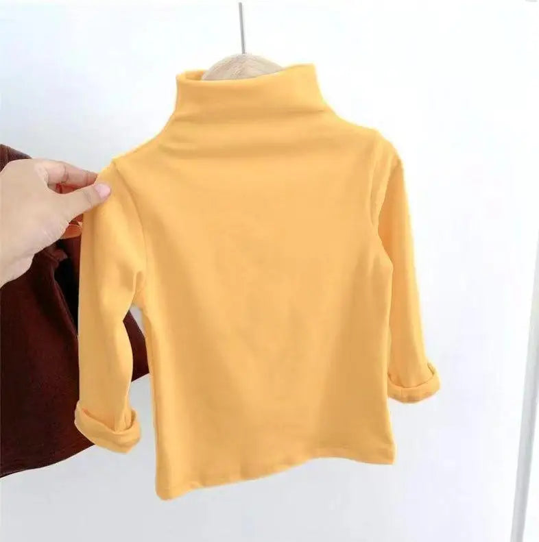 Kids turtleneck in yellow