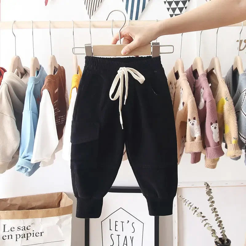 Boys cargo pants in black